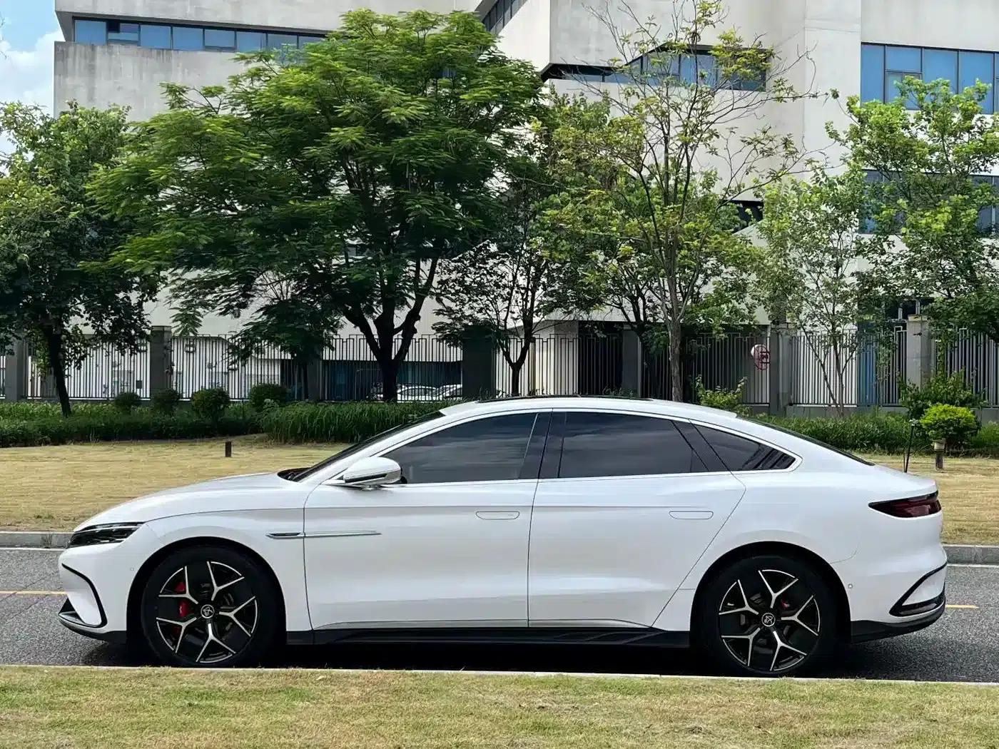 Han 2022 EV Genesis Edition 715KM Front-Wheel Drive Premium Model — миниатюра 3