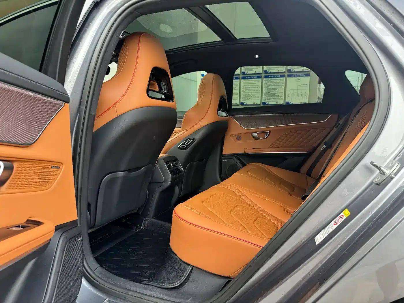 Han 2022 DM-i 121KM Premium Edition — миниатюра 12