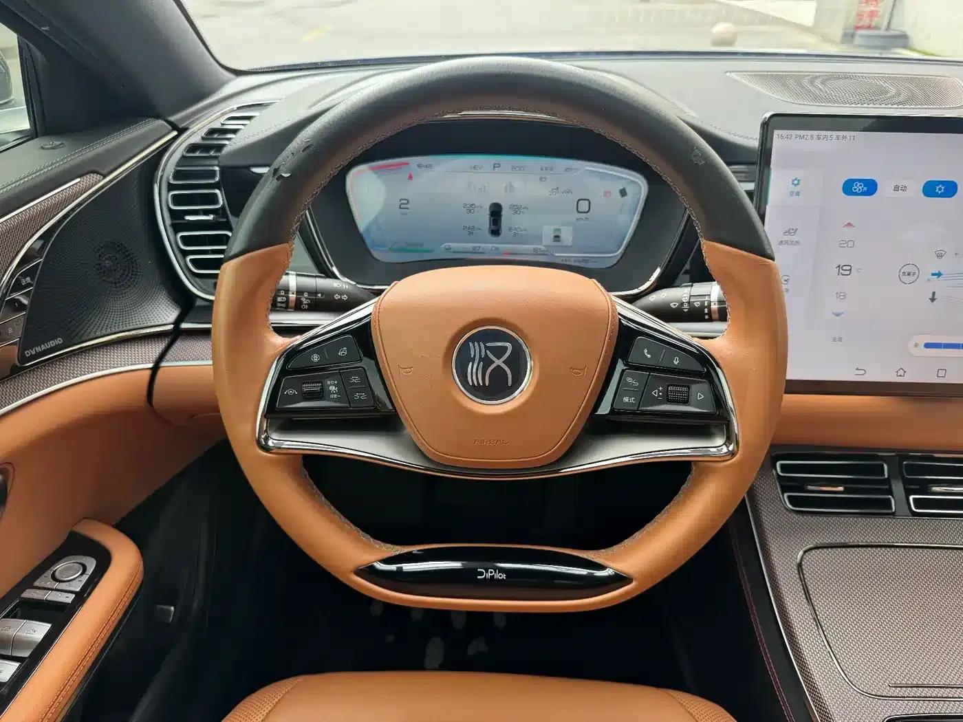 Han 2022 DM-i 121KM Premium Edition — миниатюра 15