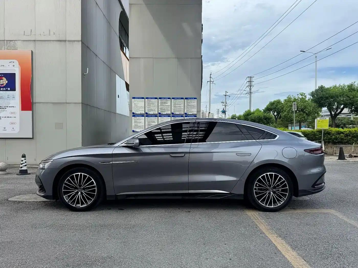 Han 2022 DM-i 121KM Premium Edition — миниатюра 4
