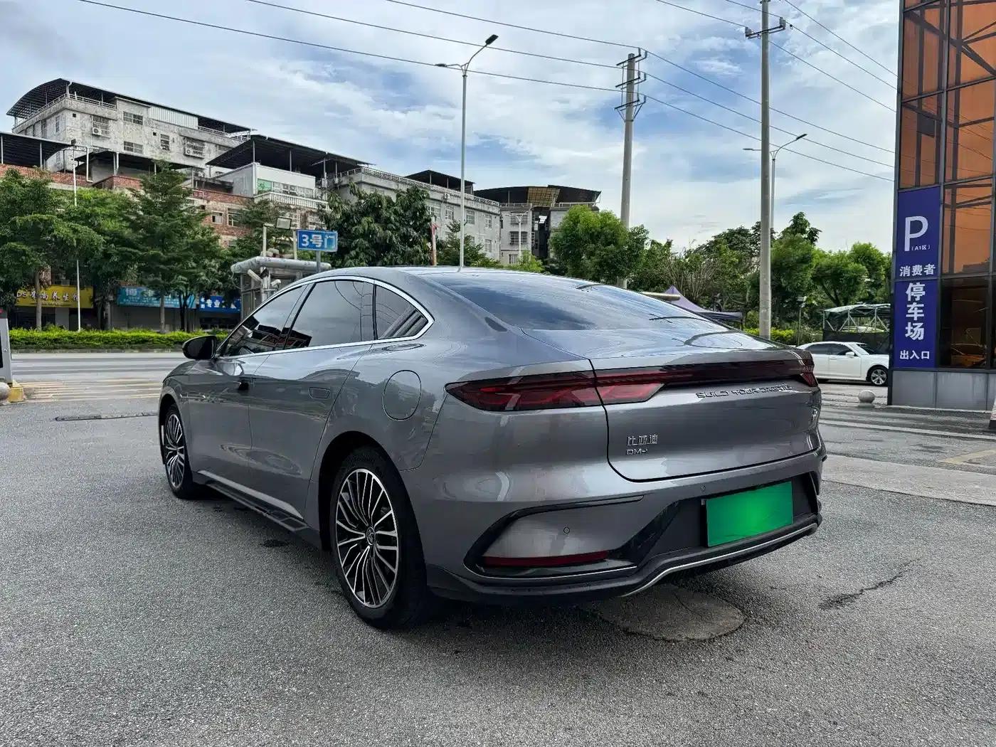 Han 2022 DM-i 121KM Premium Edition — миниатюра 7
