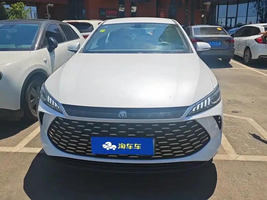 Qin PLUS 2025 DM-i Intelligent Driving Edition 55KM Leading Model — миниатюра 2