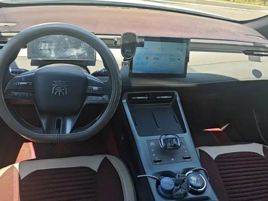 Qin PLUS 2025 DM-i Intelligent Driving Edition 55KM Leading Model — миниатюра 12