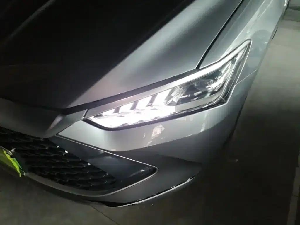Qin PLUS 2024 Glory Edition DM-i 55KM Leading Model — миниатюра 24