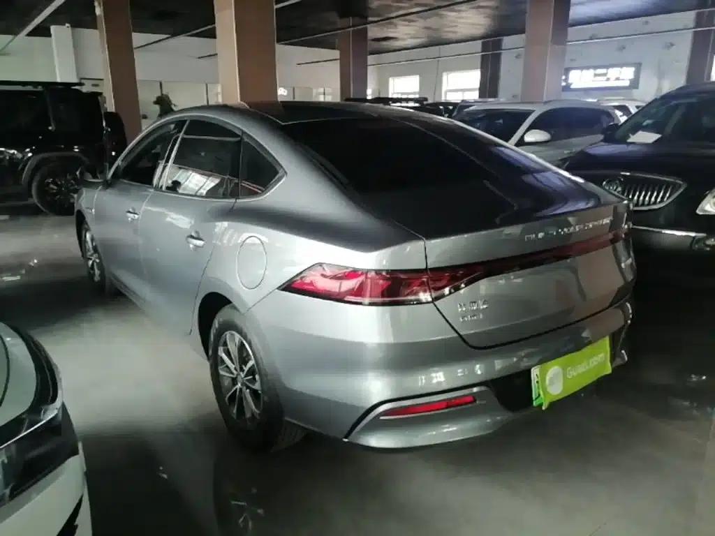 Qin PLUS 2024 Glory Edition DM-i 55KM Leading Model — миниатюра 5