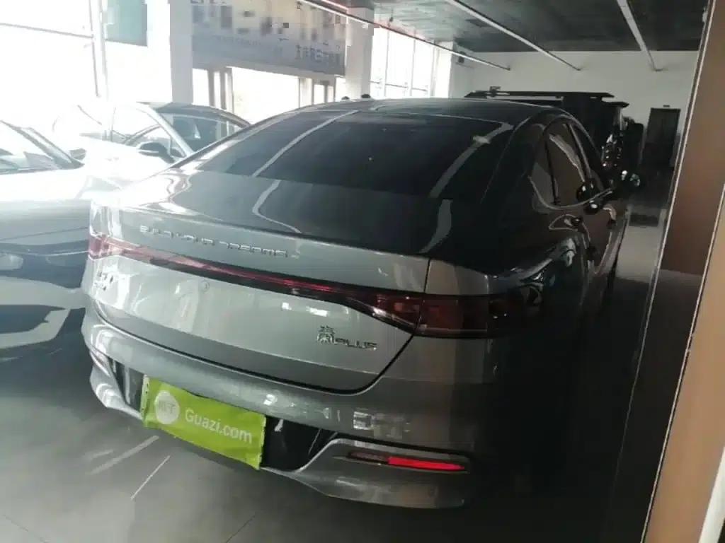 Qin PLUS 2024 Glory Edition DM-i 55KM Leading Model — миниатюра 7