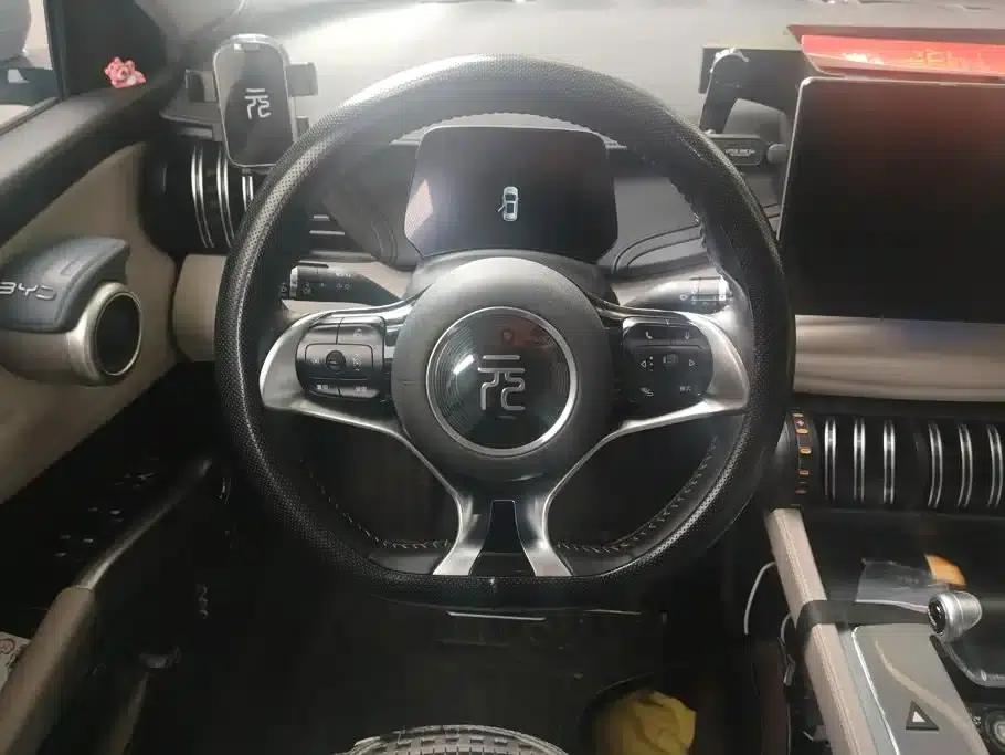 Yuan Plus 2023 Champion Edition 510KM Leading Model — миниатюра 15