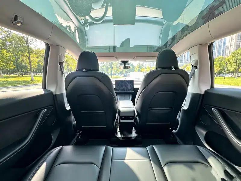 Model Y 2022 Facelift Rear-Wheel Drive Version — миниатюра 9