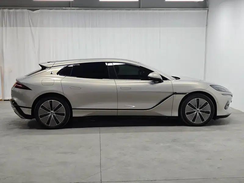 Denza Z9GT DM 2024 1100 AWD Max Edition — миниатюра 8