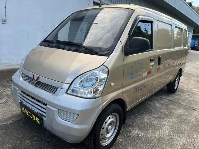 Wuling Rongguang EV 2022 Basic Model, 2-Seater with Seats and Windows Closed, Penghui Battery
