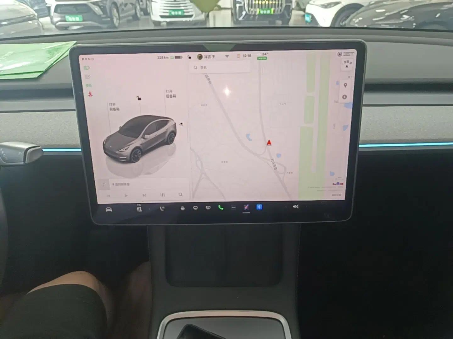 Tesla Model Y 2023 Rear-Wheel-Drive Version — миниатюра 15