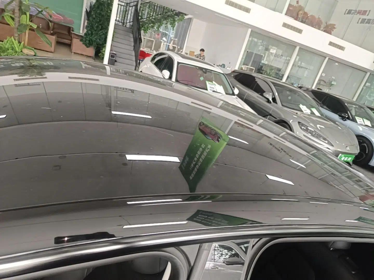 Tesla Model Y 2023 Rear-Wheel-Drive Version — миниатюра 7