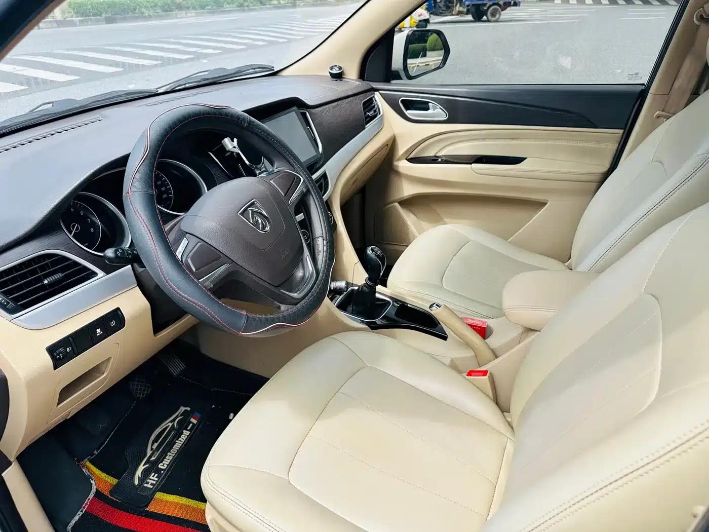 Baojun 730 2019 1.5L Manual Value Edition 7-Seater National VI Emission Standard — миниатюра 6