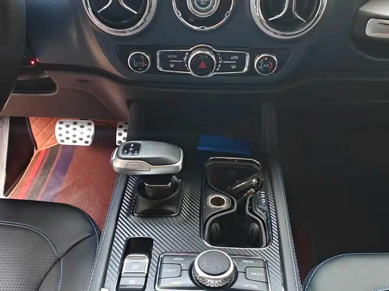 Beijing BJ40 2020 2.0T Automatic 4WD City Hunter Edition (Hero Model) — миниатюра 14
