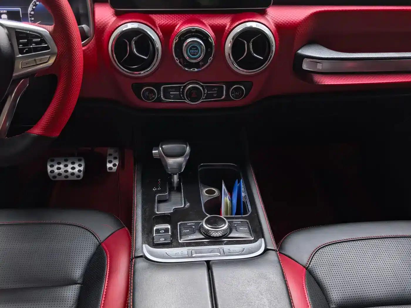 Beijing BJ40 2018 PLUS 2.3T Automatic 4WD Flagship Edition (National V Emission Standard) — миниатюра 12