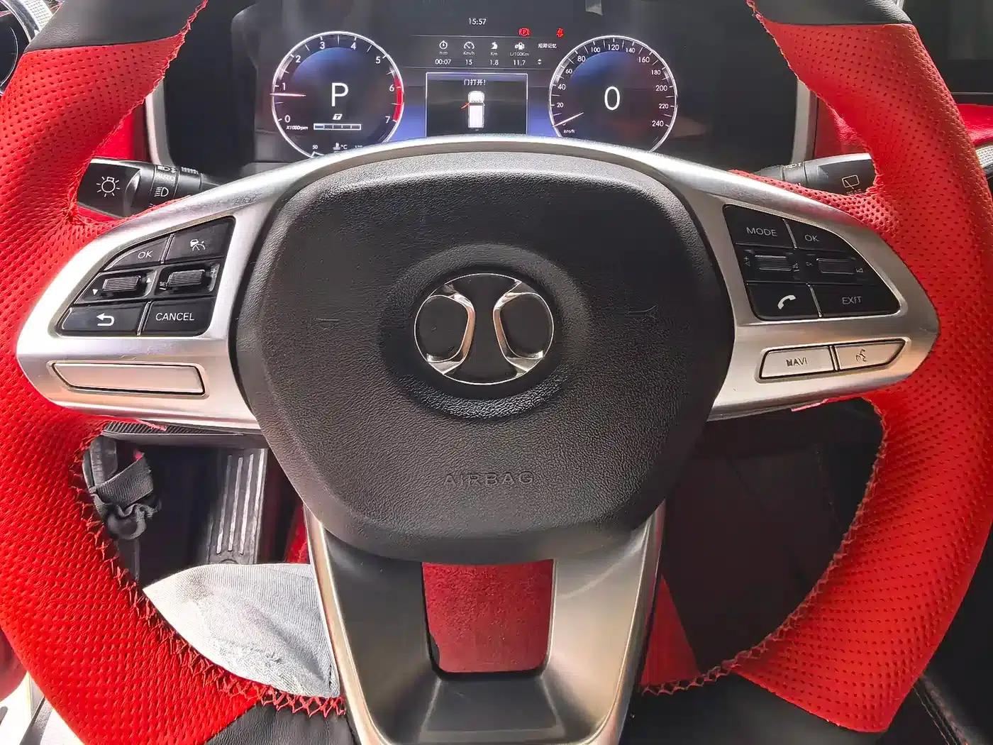 Beijing BJ40 2018 PLUS 2.3T Automatic 4WD Flagship Edition (National V Emission Standard) — миниатюра 14