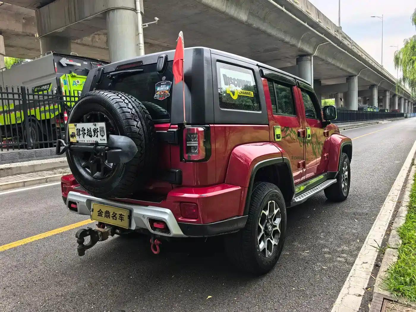 Beijing BJ40 2018 PLUS 2.3T Automatic 4WD Flagship Edition (National V Emission Standard) — миниатюра 6