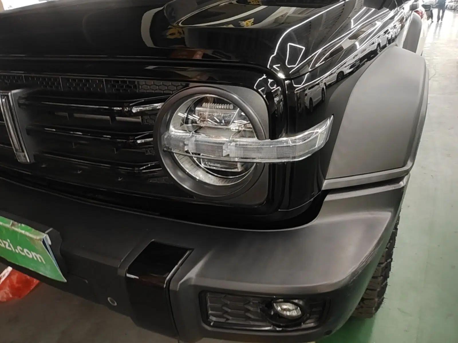 Tank 300 2021 Off-Road Edition 2.0T Conqueror — миниатюра 8