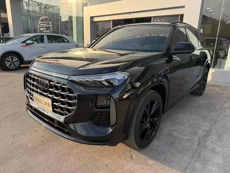 Audi Q6 2024 45TFSI quattro Black Knight Edition Flying Rider Package 6 Seats — миниатюра 1