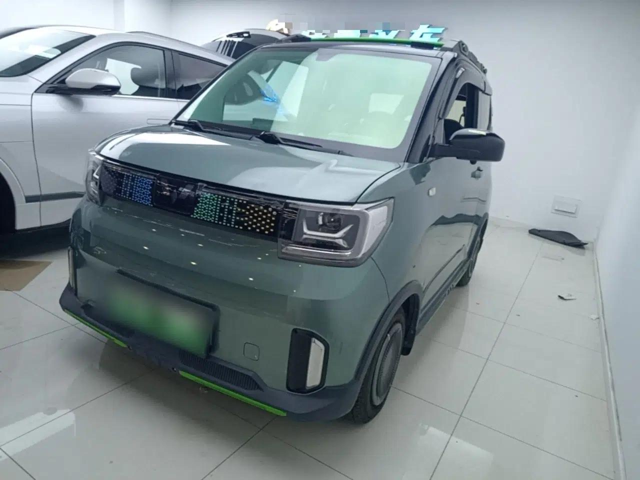 Wuling Hongguang MINIEV 2022 GAMEBOY 300km Enthusiast Model with Lithium Iron Phosphate — миниатюра 1