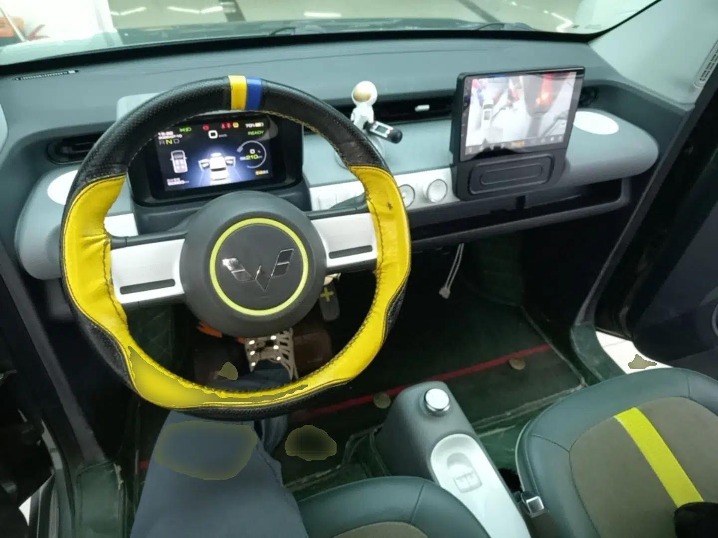 Wuling Hongguang MINIEV 2022 GAMEBOY 300km Enthusiast Model with Lithium Iron Phosphate — миниатюра 12