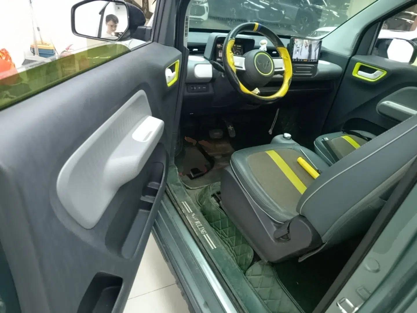Wuling Hongguang MINIEV 2022 GAMEBOY 300km Enthusiast Model with Lithium Iron Phosphate — миниатюра 17