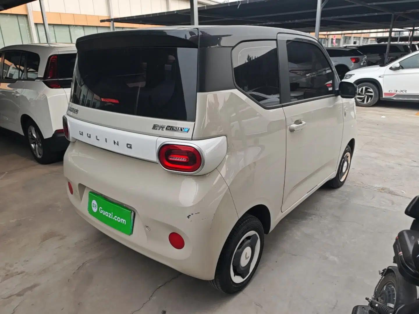 Wuling Hongguang MINIEV 2024 3rd Generation 215km Youth Edition — миниатюра 6