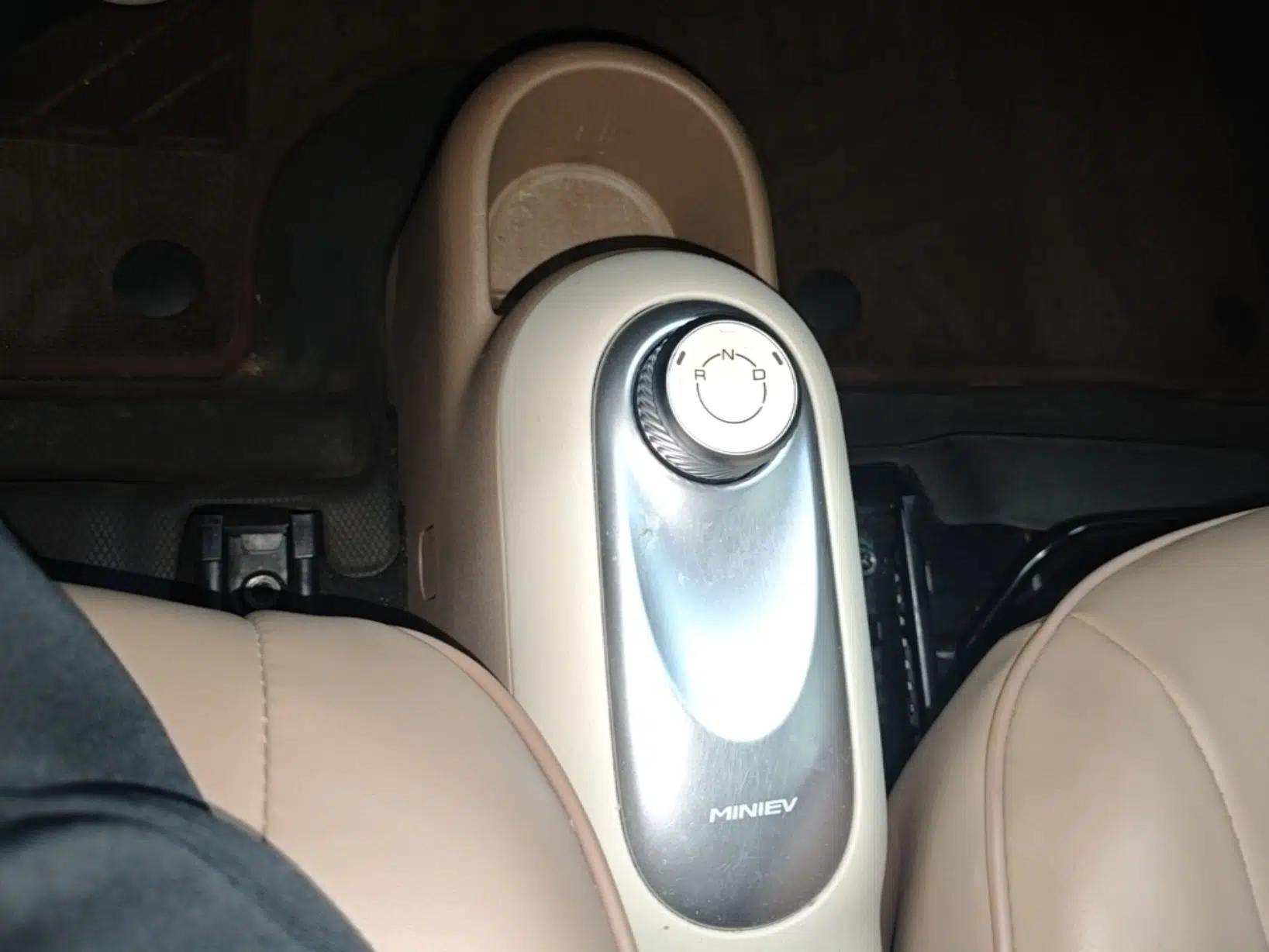 Wuling Hongguang MINIEV 2025 Four-Door Version Advanced Edition — миниатюра 21