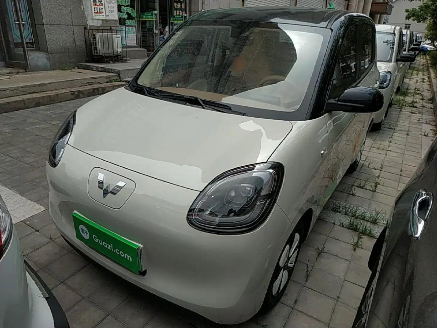Wuling Hongguang MINIEV 2025 Four-Door Version Advanced Edition — миниатюра 1