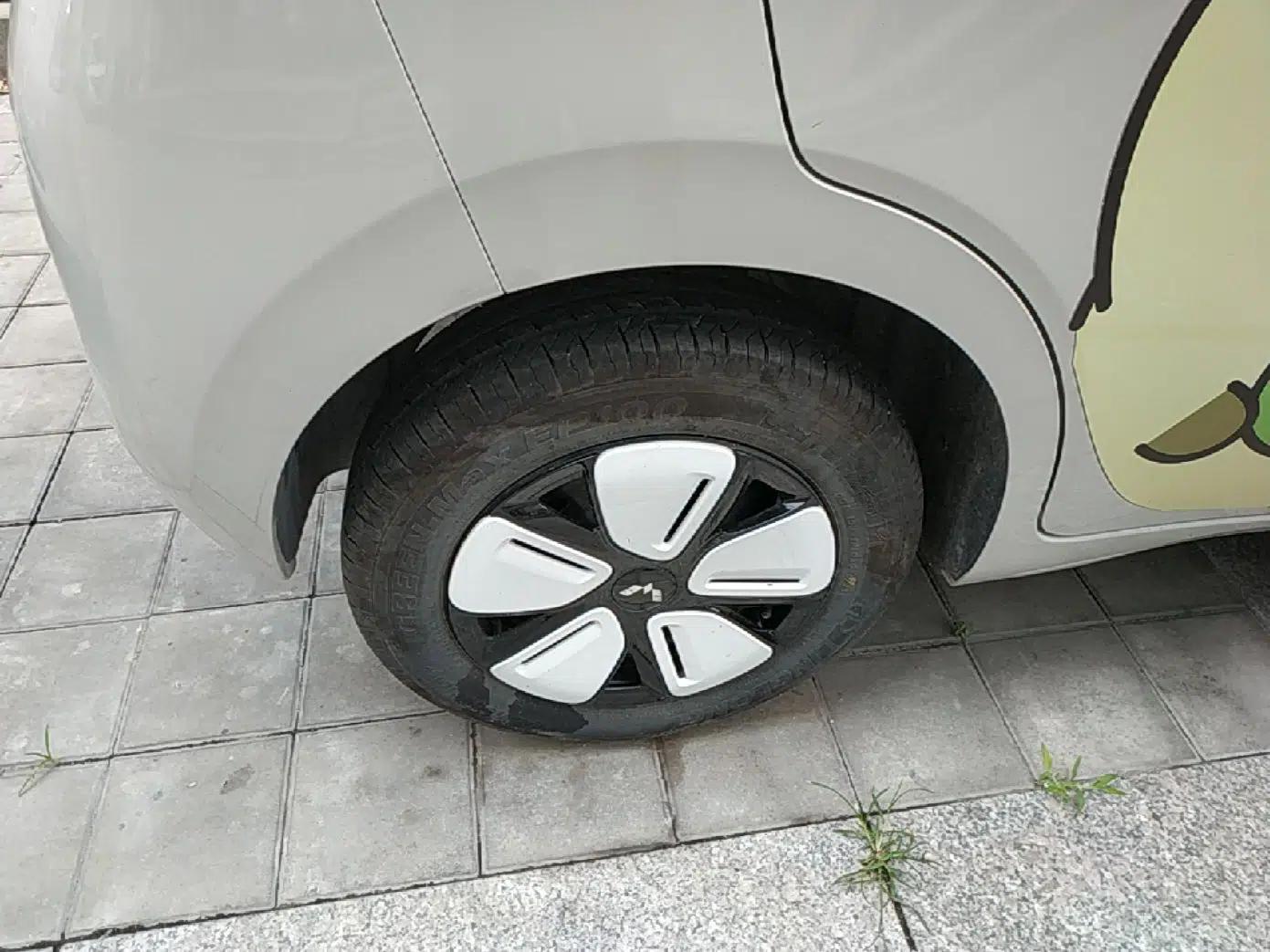 Wuling Hongguang MINIEV 2025 Four-Door Version Advanced Edition — миниатюра 11