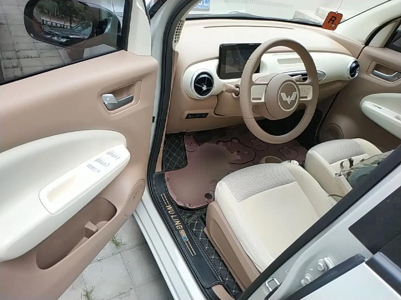 Wuling Hongguang MINIEV 2025 Four-Door Version Advanced Edition — миниатюра 18
