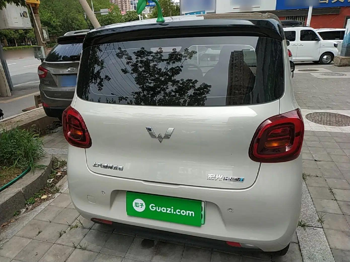 Wuling Hongguang MINIEV 2025 Four-Door Version Advanced Edition — миниатюра 5
