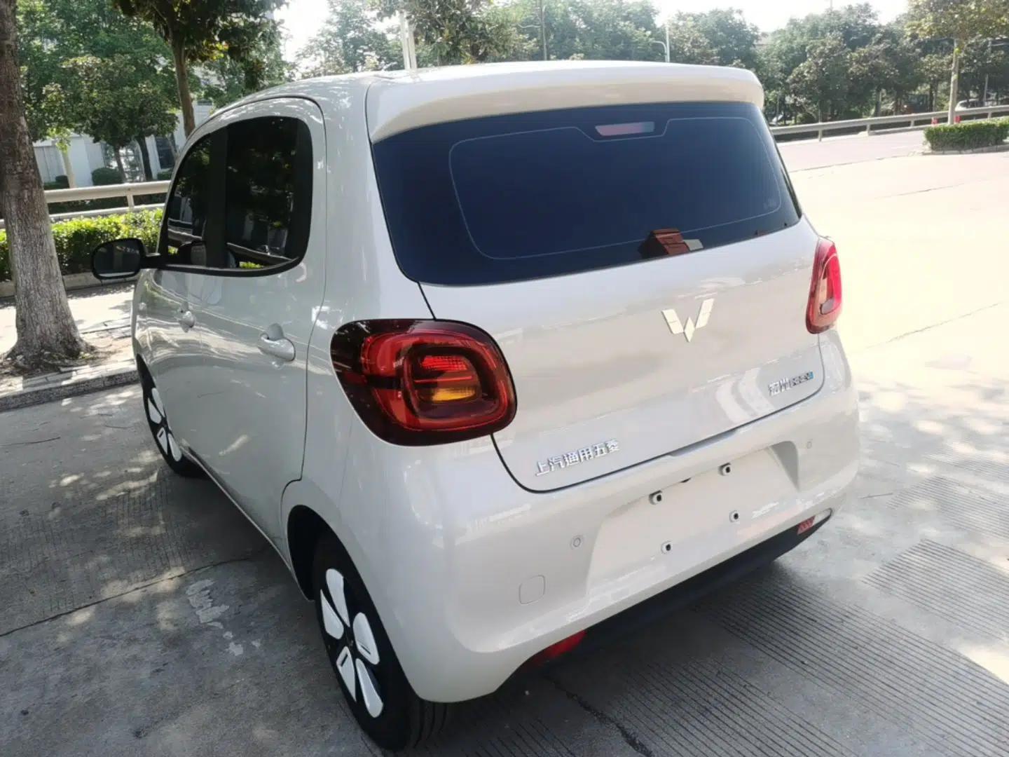 Wuling Hongguang MINIEV 2025 Four-Door Version Advanced Edition — миниатюра 4