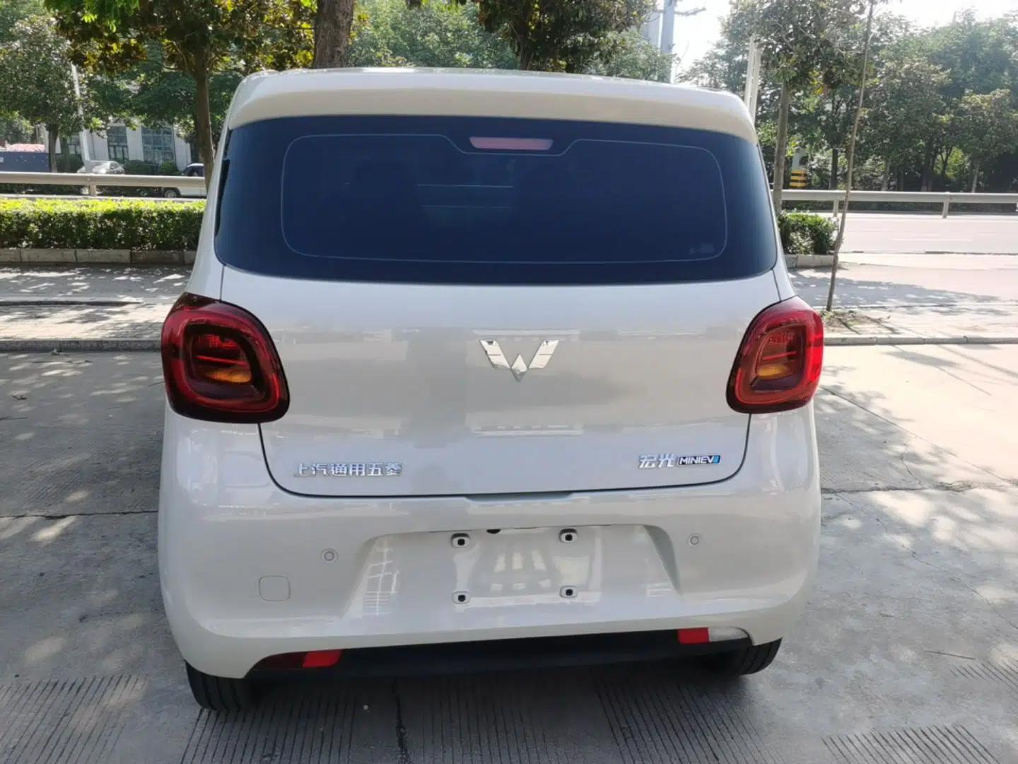 Wuling Hongguang MINIEV 2025 Four-Door Version Advanced Edition — миниатюра 5