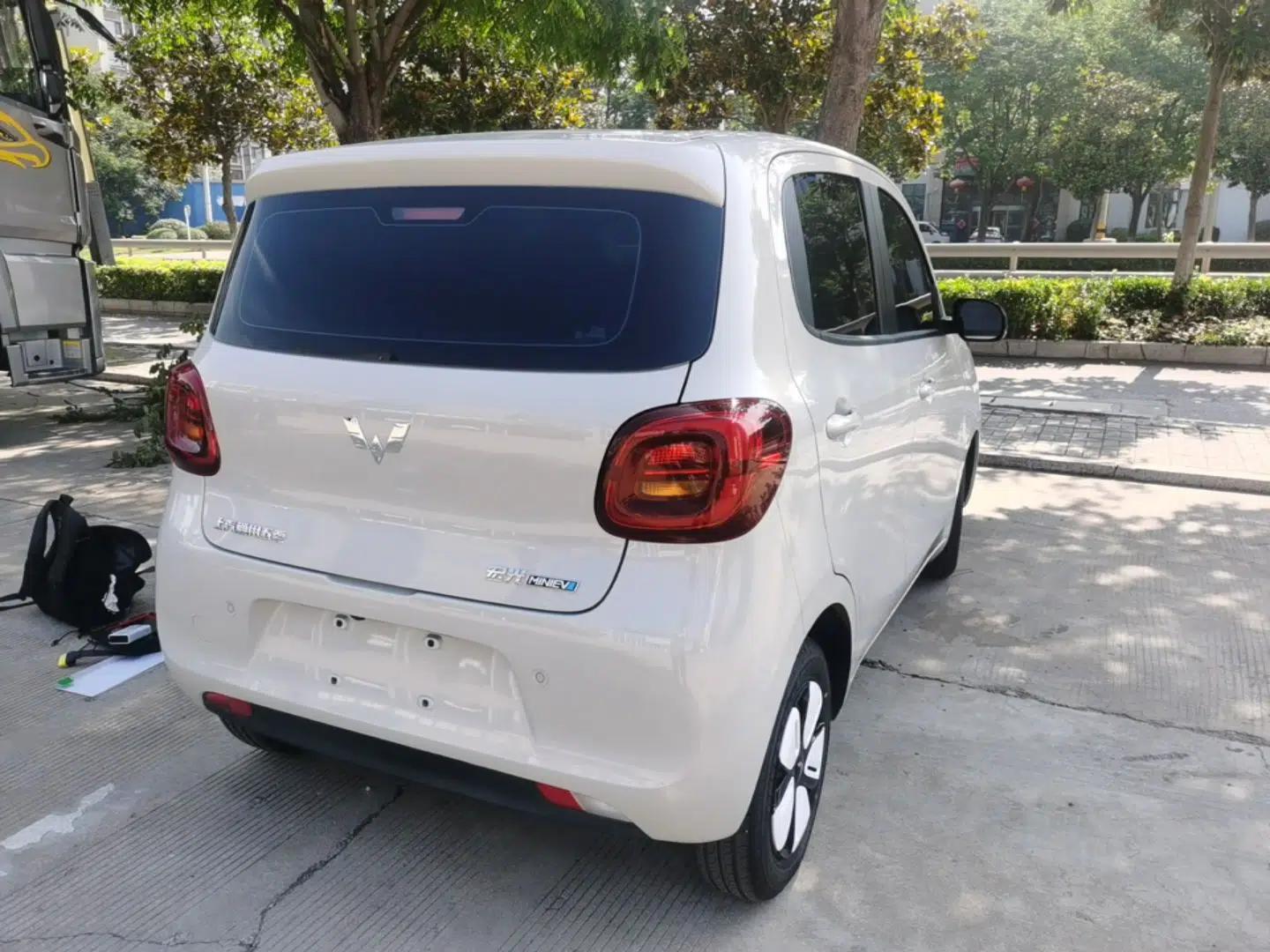 Wuling Hongguang MINIEV 2025 Four-Door Version Advanced Edition — миниатюра 6