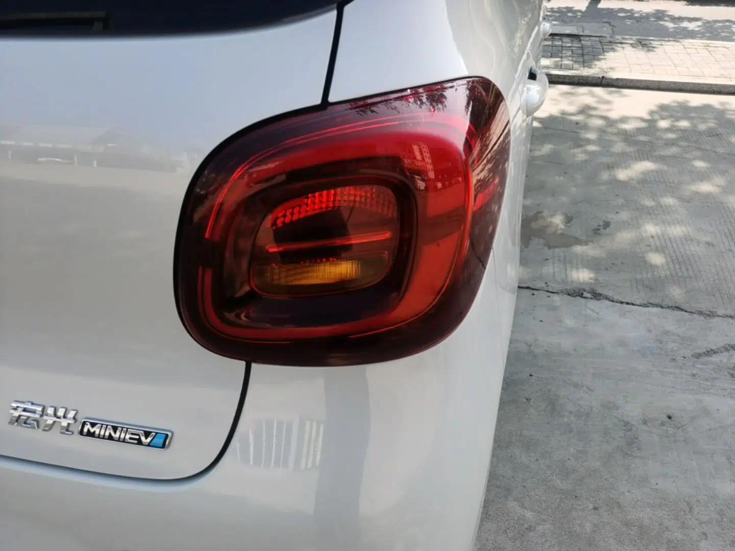 Wuling Hongguang MINIEV 2025 Four-Door Version Advanced Edition — миниатюра 9