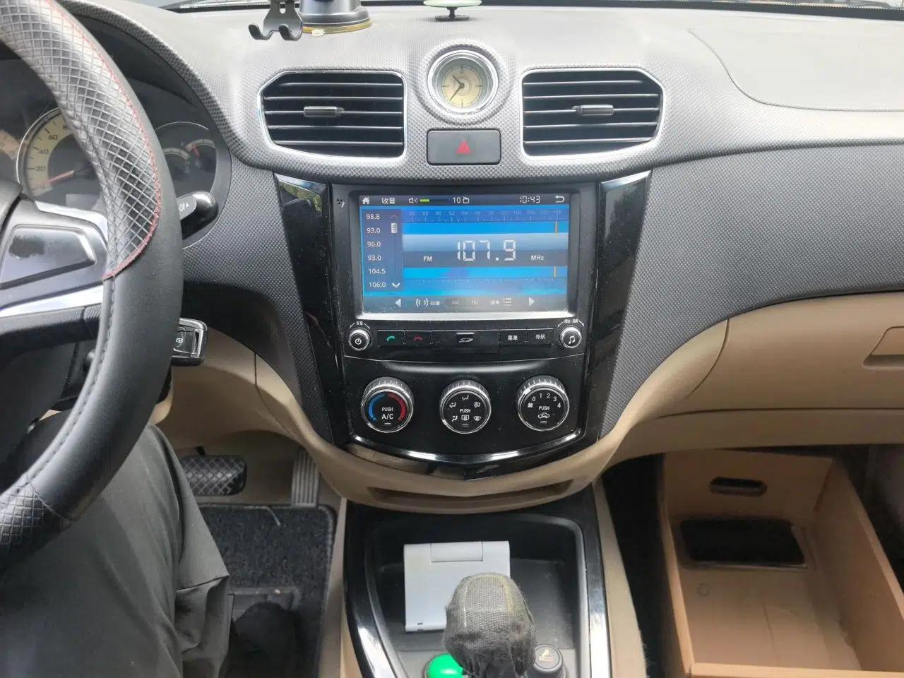 Wuling Hongguang 2014 1.5L S Automatic Comfort Edition — миниатюра 13