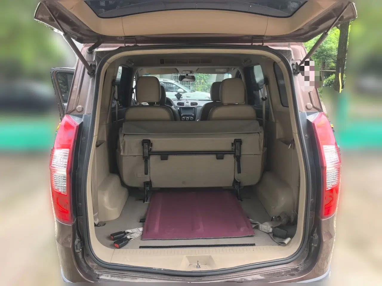 Wuling Hongguang 2014 1.5L S Automatic Comfort Edition — миниатюра 19