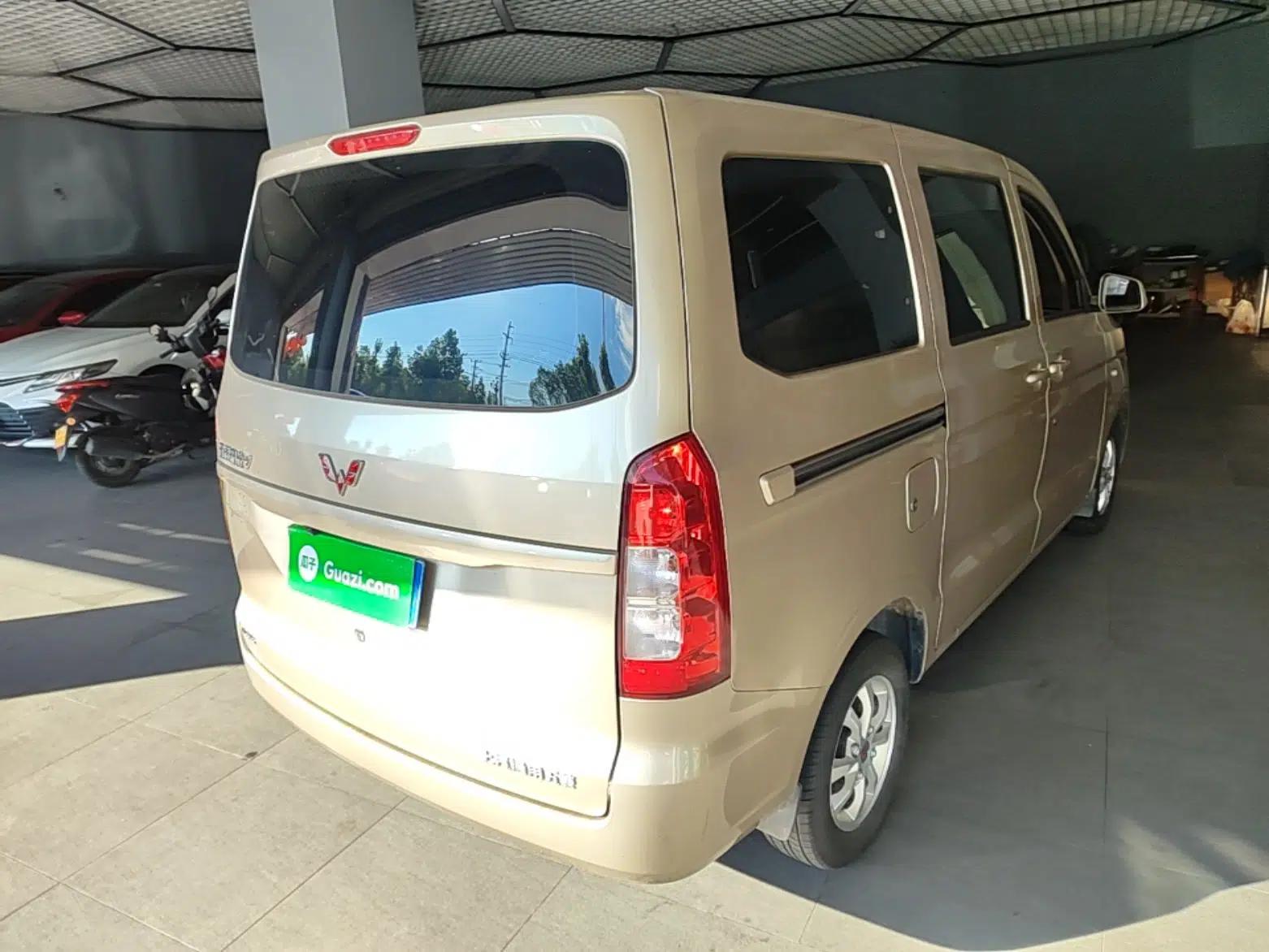 Wuling Hongguang V 2022 1.5L Enjoy Edition Electric-Powered LAR — миниатюра 6