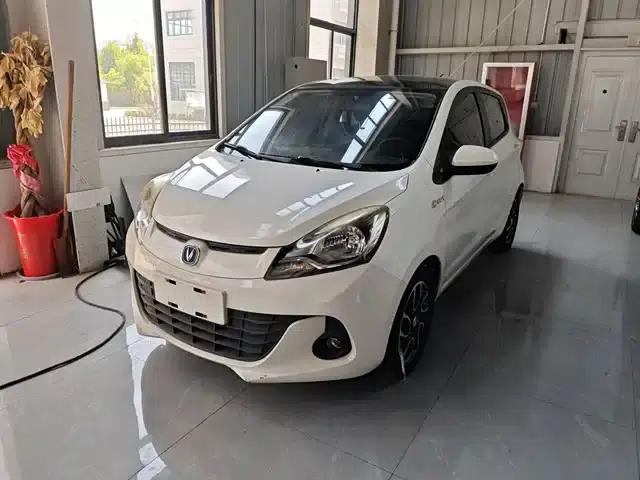 Benben 2014 1.4L IMT Premium Sunroof Model