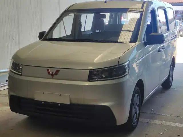 Wuling Rongguang EV 2026 Model 310km Standard Bus Version
