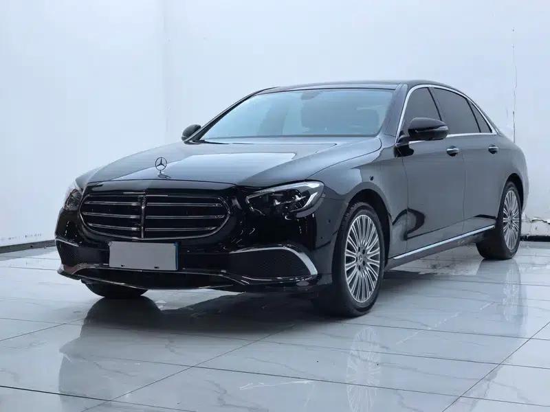 Mercedes-Benz E-Class 2022 Facelift E 300 L Fashion Sedan — миниатюра 1
