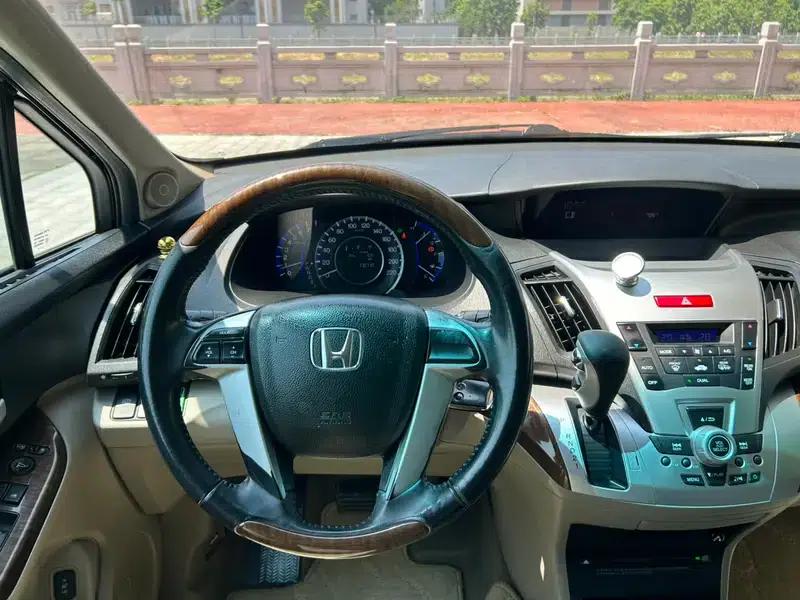 2014 Odyssey 2.4L Elite Edition — миниатюра 9