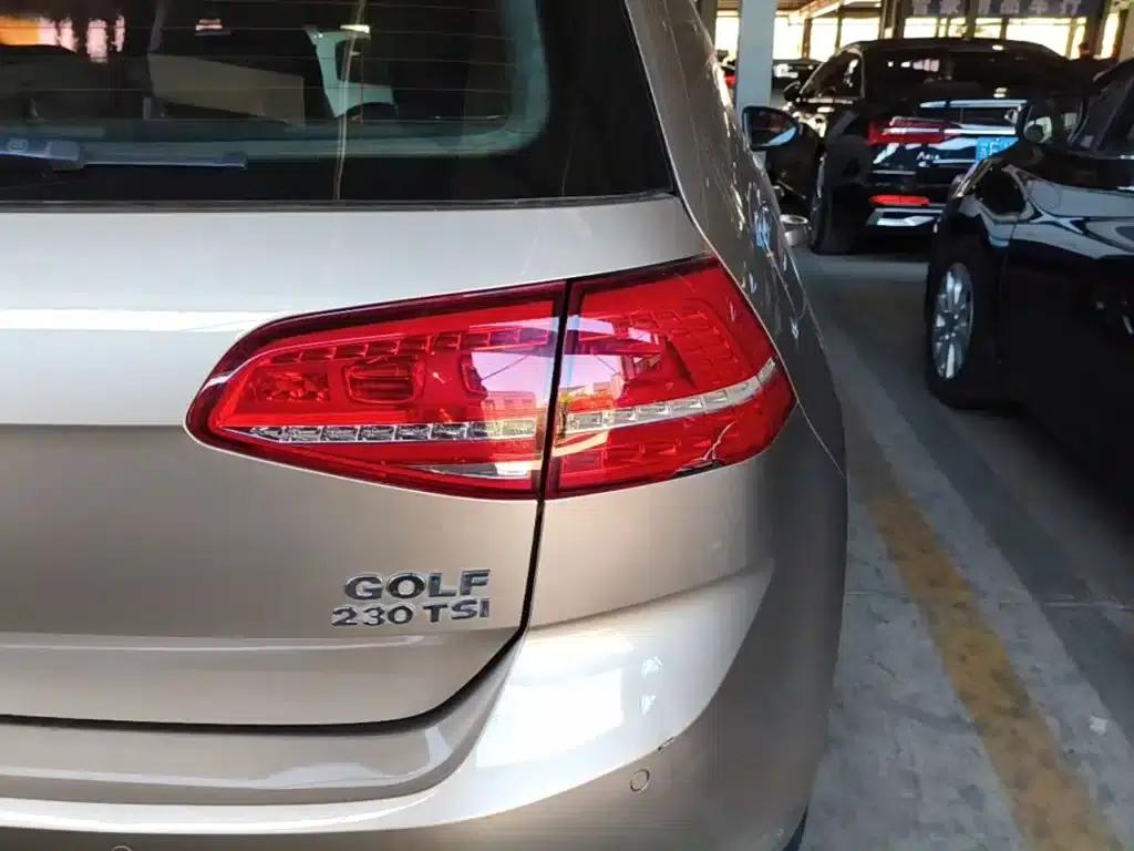 2016 Golf 230TSI Automatic Comfort — миниатюра 8