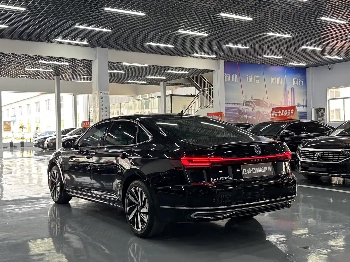 2022 Passat 380TSI Flagship Edition — миниатюра 7