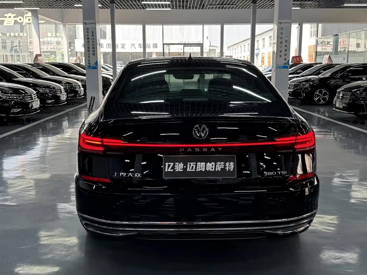 2022 Passat 380TSI Flagship Edition — миниатюра 8