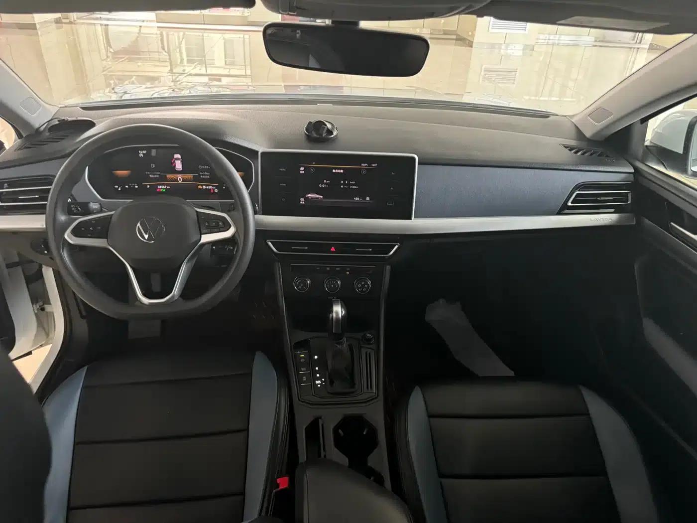 2024 Volkswagen Lavida 1.5L Automatic Comfort Edition — миниатюра 9