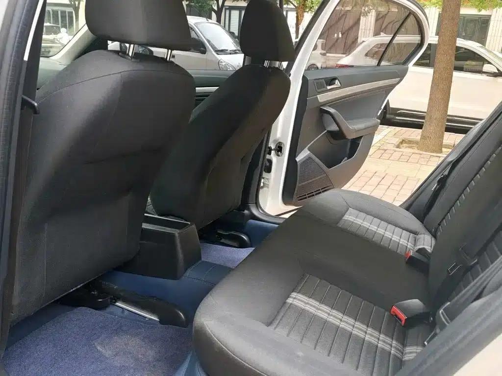 2019 Volkswagen Lavida, Lavida Qihang 1.5L Automatic Comfort Edition (National VI Emission Standard) — миниатюра 3