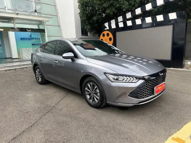 Qin PLUS DM 2024 Glory Edition DM-i 55KM Leading Model — миниатюра 3