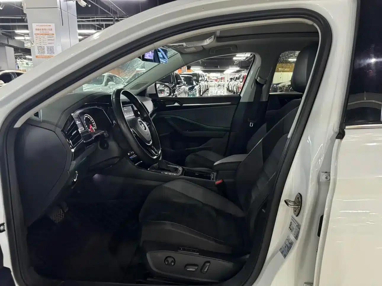 2019 Volkswagen Sagitar 280TSI DSG Luxury Edition (China VI Emission Standard) — миниатюра 4